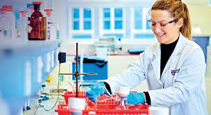 Chemistry with Medicinal Chemistry (with Industrial Training Year) BSc Honours